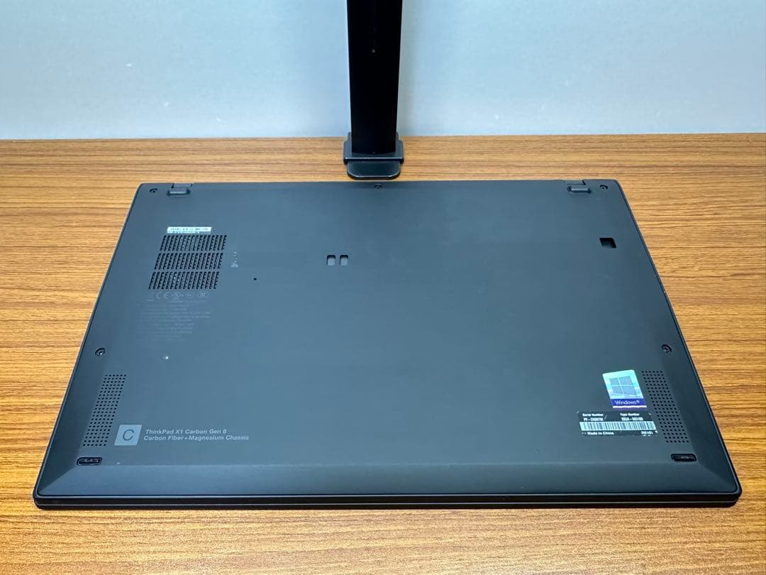 Windowsノート本体 2.X1 Carbon G8 i7-10510 16Gb 2.5K 4GLTE