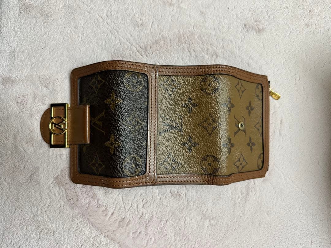 LOUIS VUITTON ルイヴィトン ドーフィーヌ モノグラム 三つ折財布
