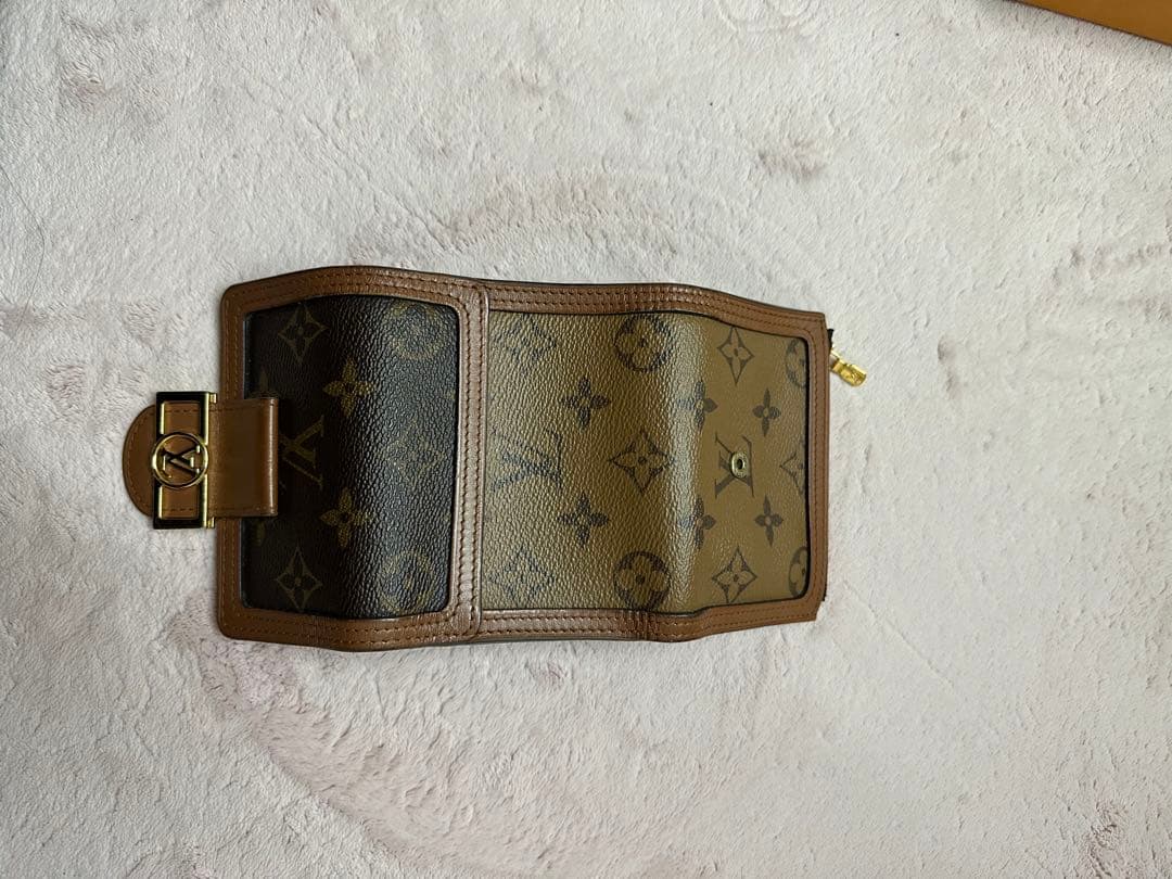 LOUIS VUITTON ルイヴィトン ドーフィーヌ モノグラム 三つ折財布