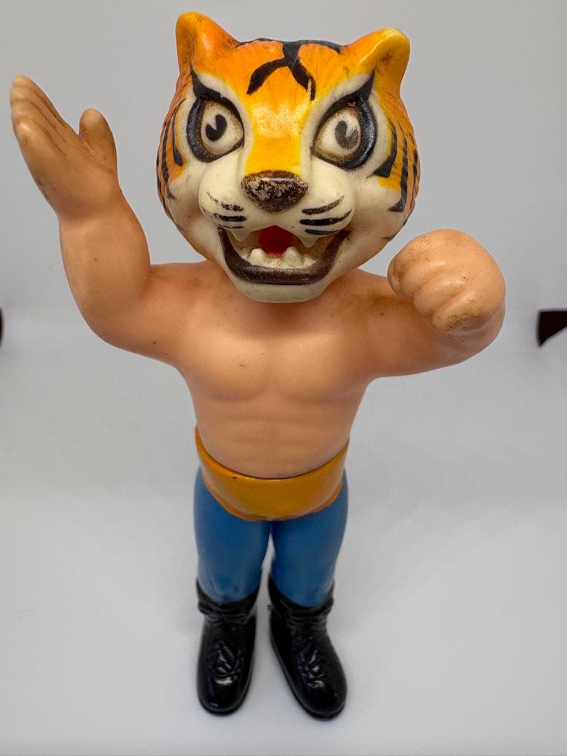 超レア！約半世紀前のタイガーマスクのソフビ！