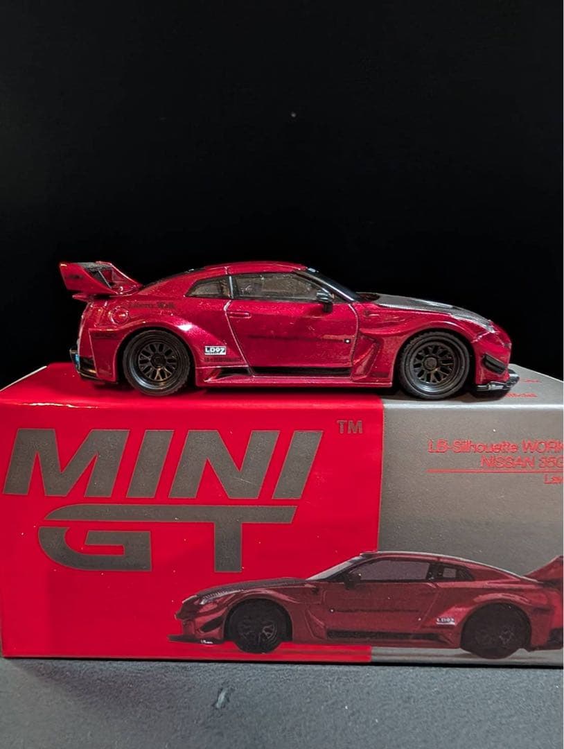 MINIGT 1/64ミニカー LB- Silhoueue WORKS GT