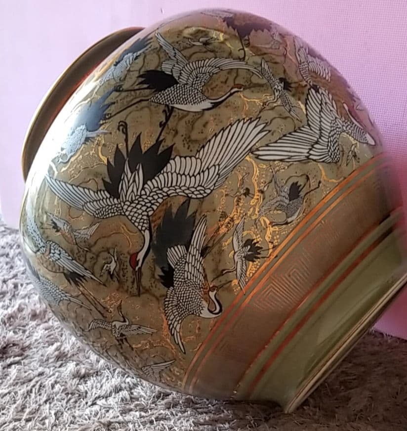 九谷焼 丸泉 大きな壷 金彩 群鶴 縁起