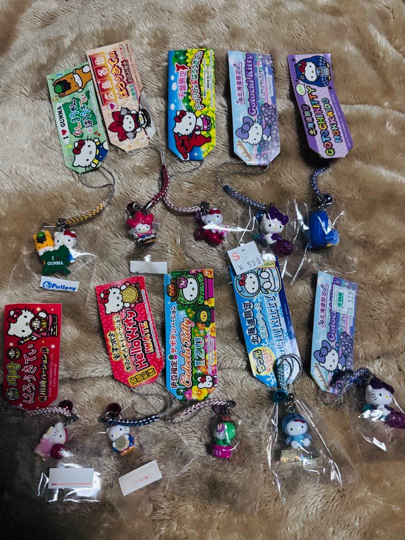 た*ぽ様 ご当地ハローキティ 根付け　大量まとめ売り　ストラップ チャーム　18