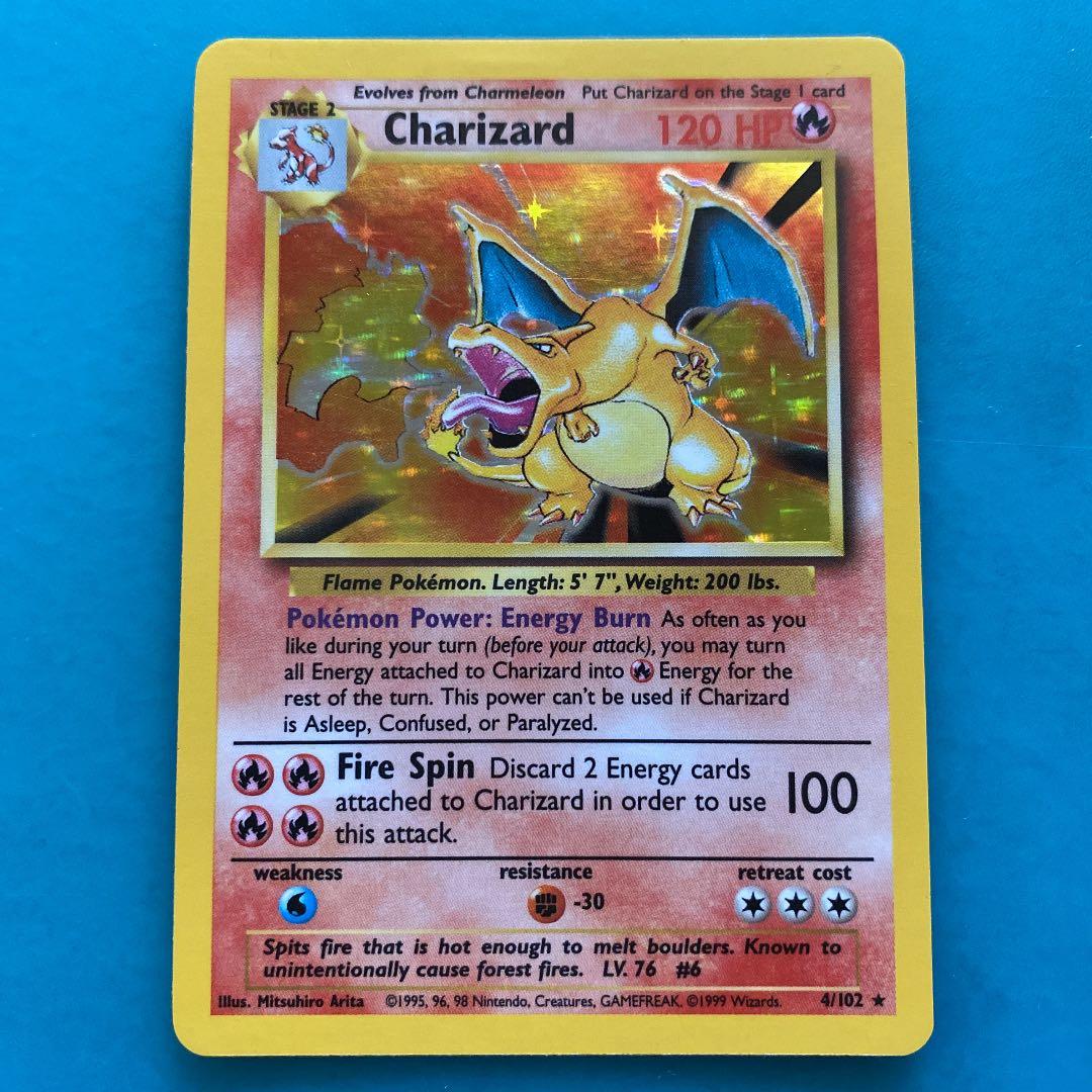 ポケモンカード　Charizard 英語版