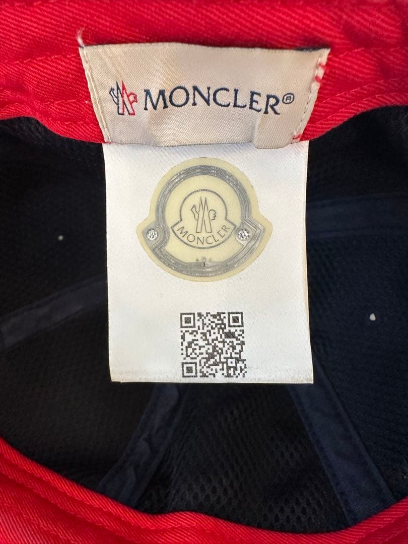 MONCLER ネイビー キャップ