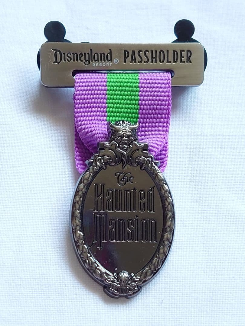 ディズニー ホーンテッドマンション ピンバッジ