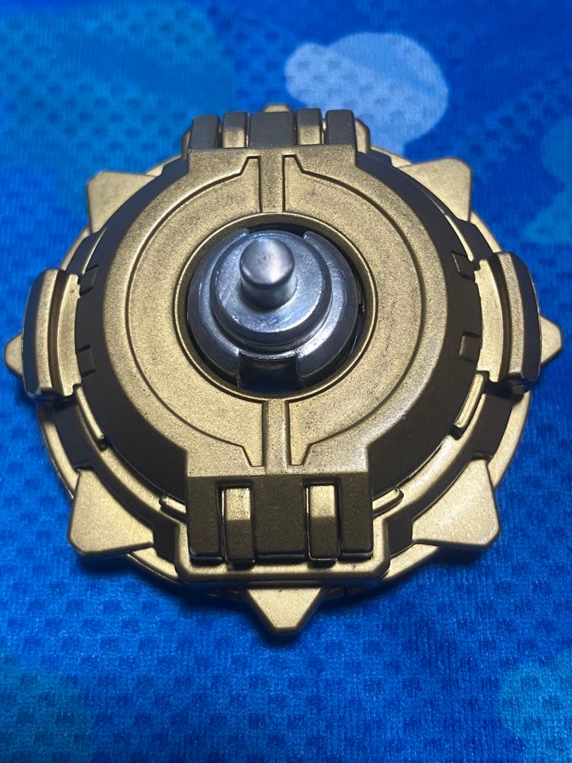 爆転シュートベイブレード　ガイアドラグーンG グレート　超激レア　ゴールド