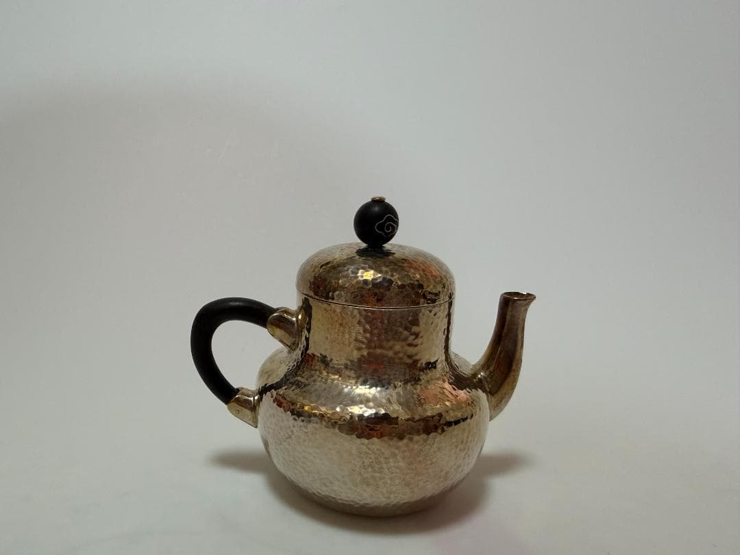 純銀製 急須 梨形 錐目打ち 木製の持ち手 煎茶道具