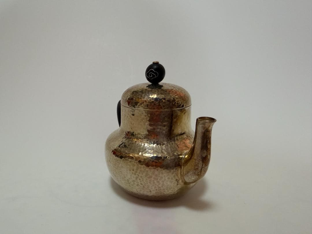 純銀製 急須 梨形 錐目打ち 木製の持ち手 煎茶道具