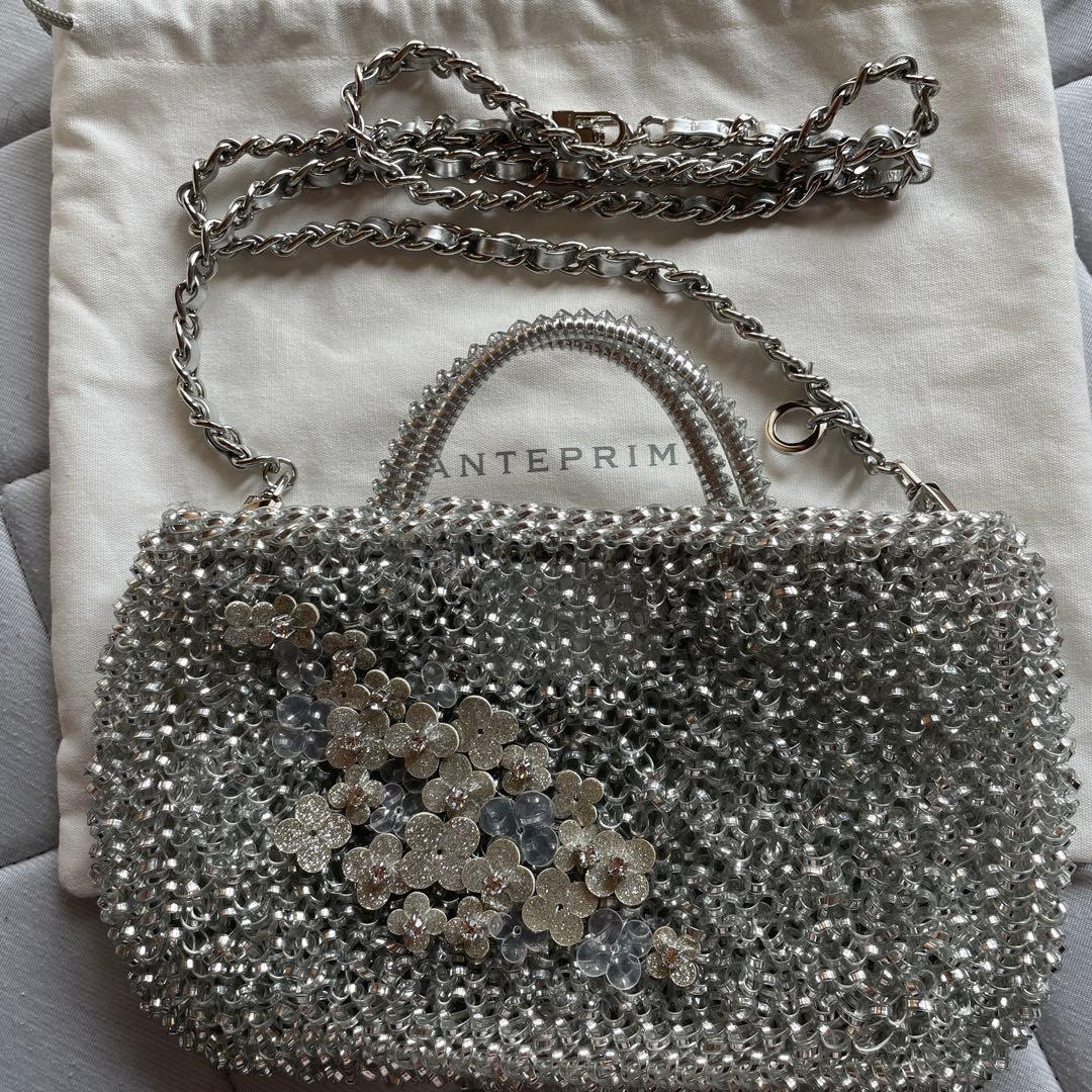 アンテプリマ　フラワー　ショルダー　ハンドバッグ