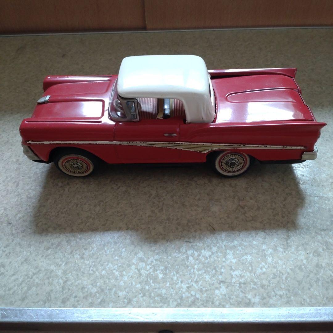 年始セール。フォード　アメ車　スカイライナー　ブリキ　電動