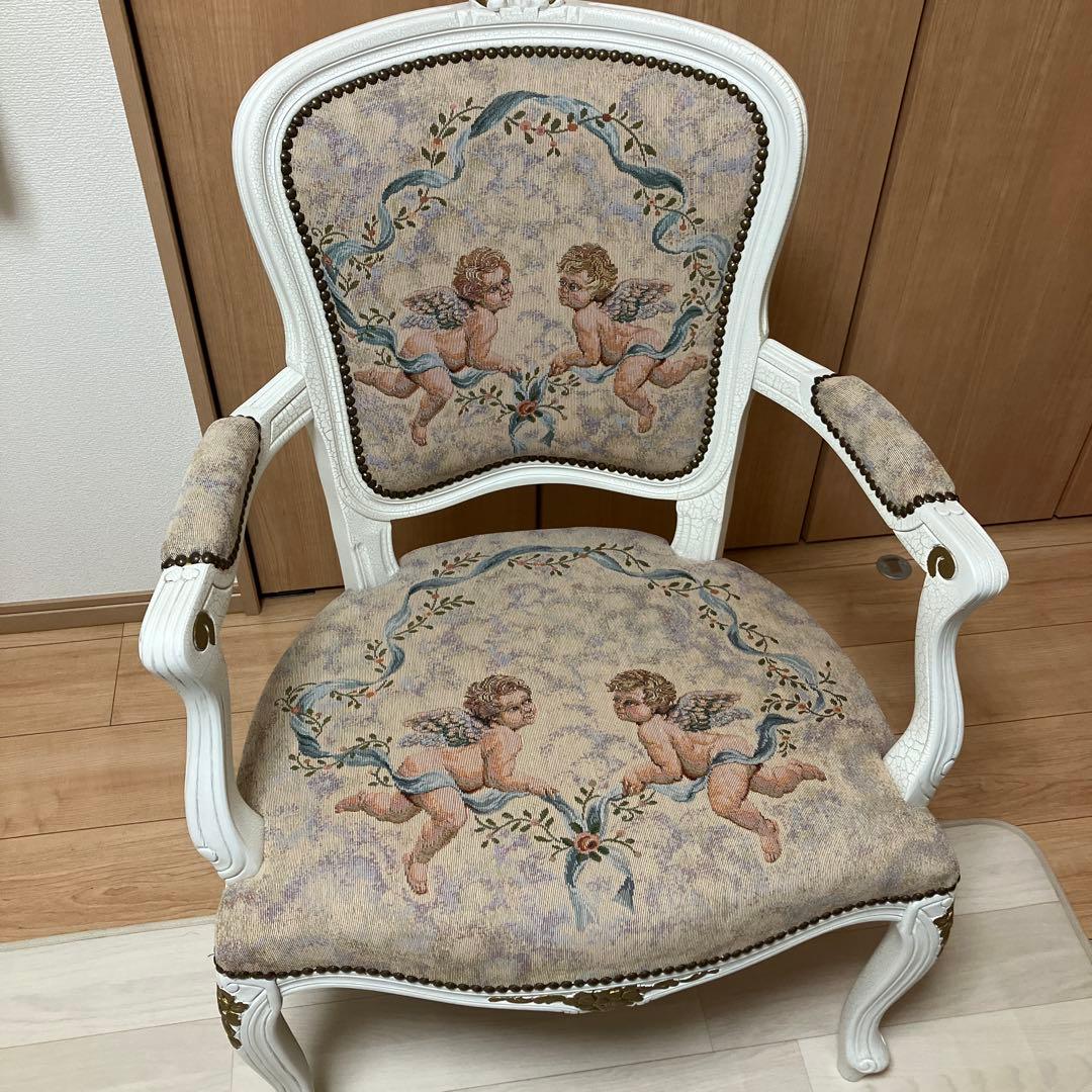 ２脚目　エンジェル　チェアー