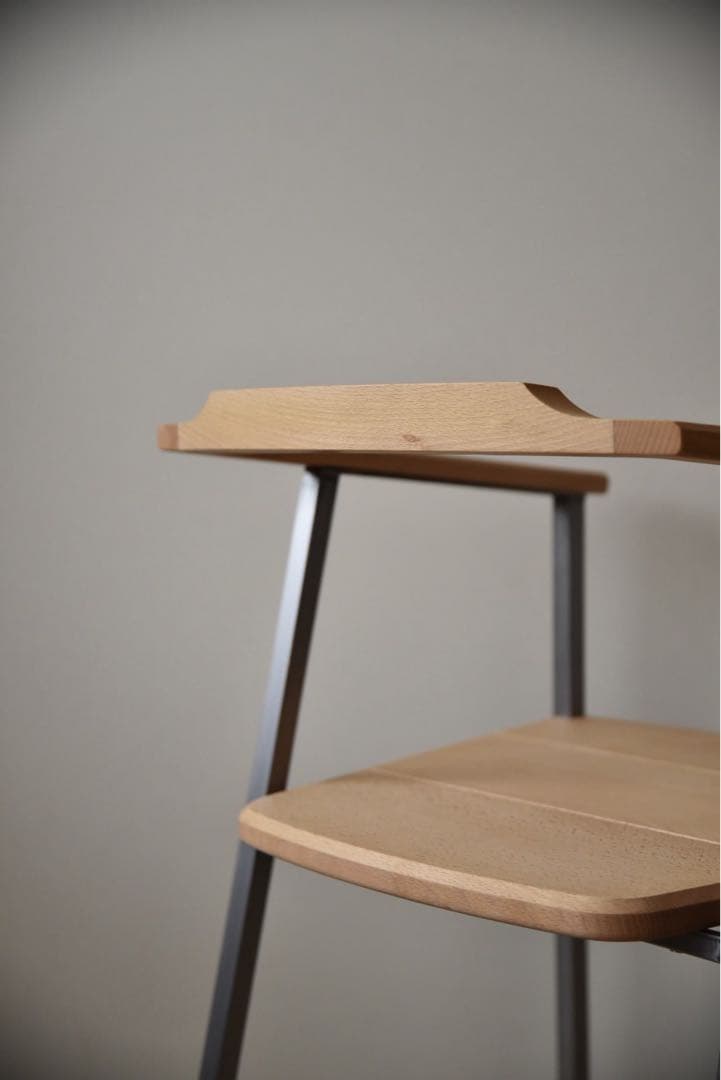 らりるれろ ！TIMBER COURT特注チェア　B