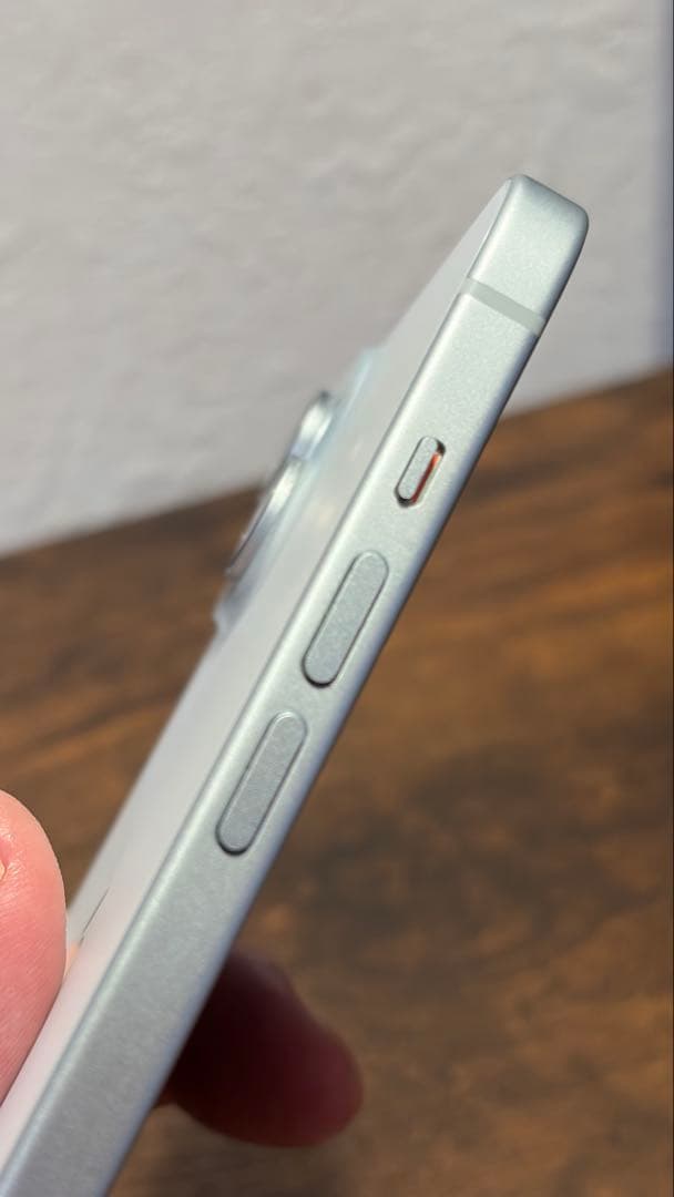 【iPhone15 plus】ホワイト　256GB SIMフリー