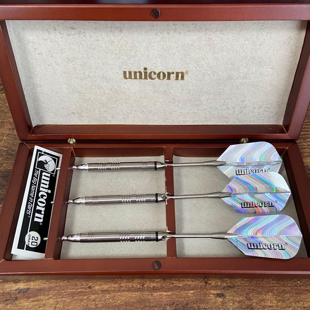 unicorn プレミアムダーツ　廃盤ダーツ