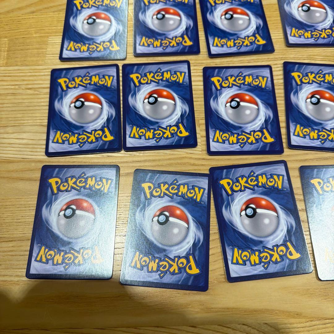 ポケモンカード ピカチュウ ゴッホ 星月夜 18枚フルセット 海外製