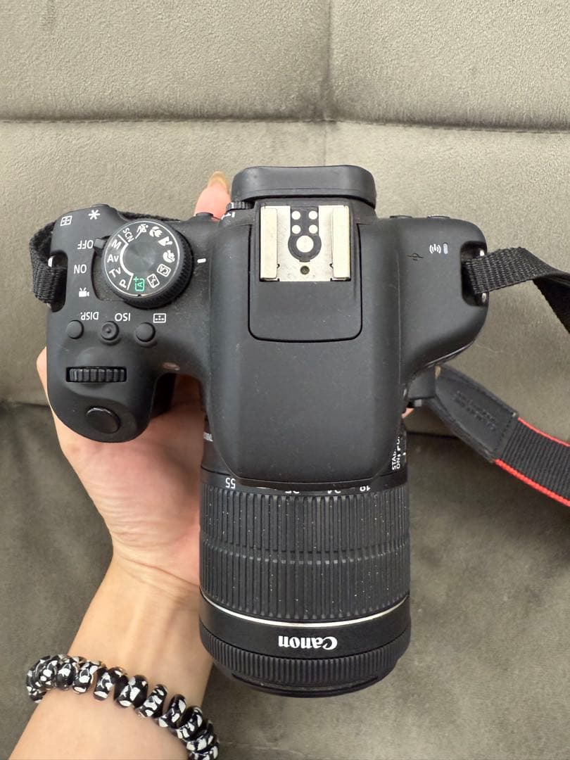 大幅値下げ中！Canon EOS Kiss X8iデジタル一眼レフカメラ