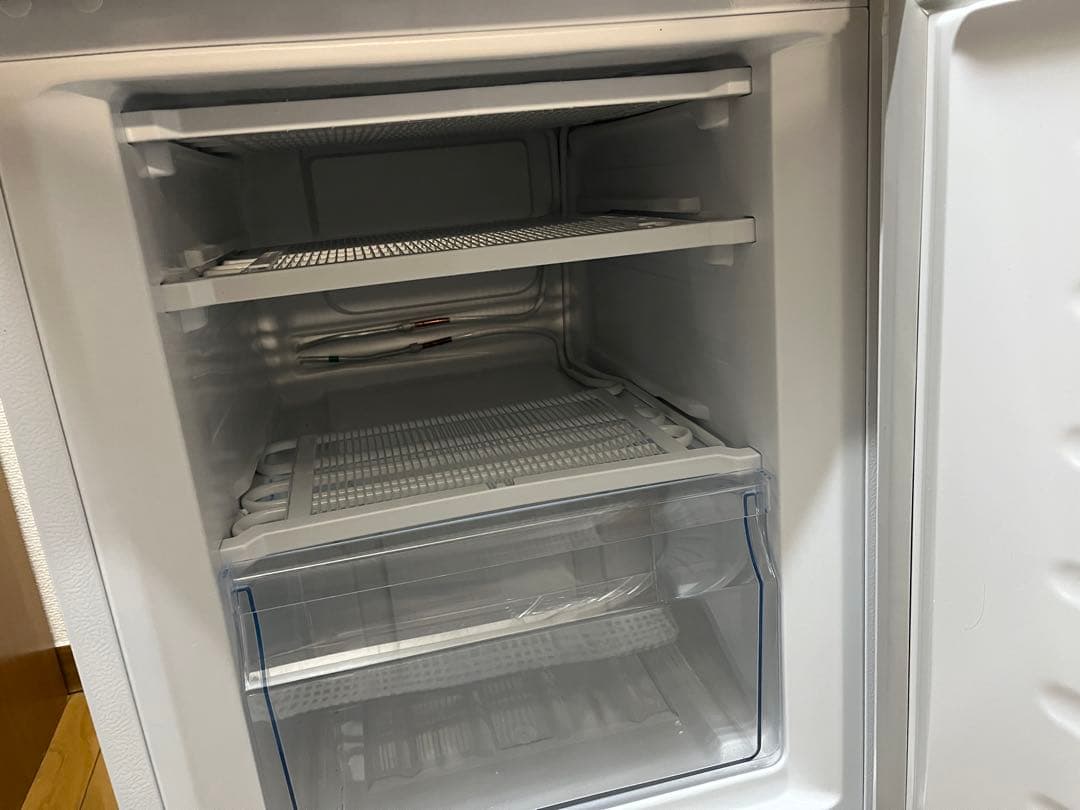 ほぼ送料の価格です☆Hisense2ドア冷蔵庫175L