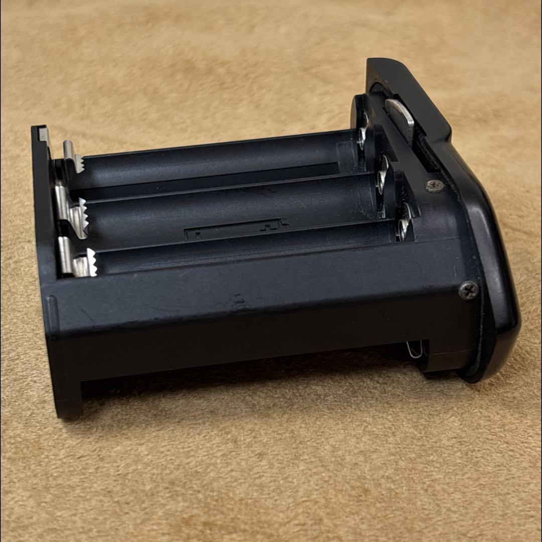 K*y様 ペンタックス　Pentax 645N バッテリーホルダー