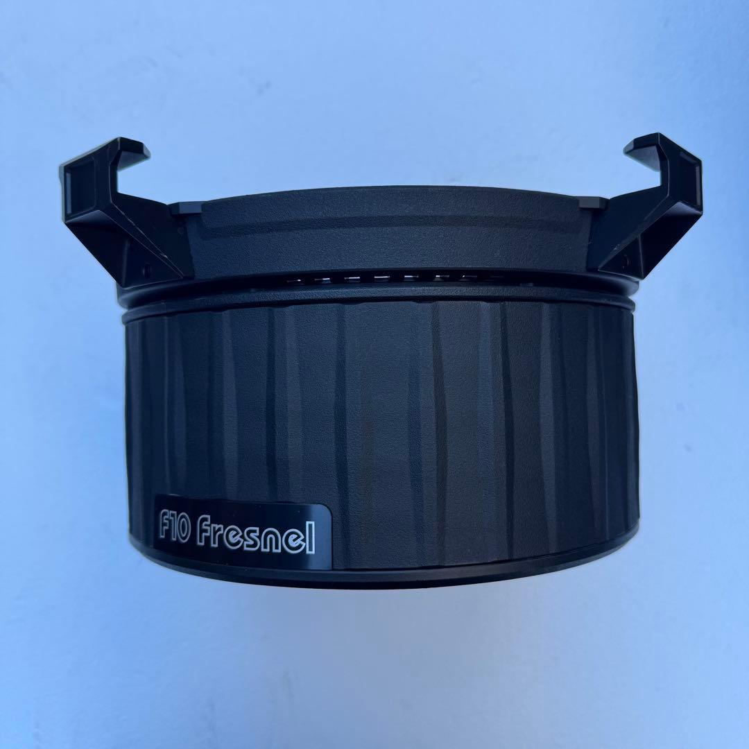 Aputure F10フレネルレンズ