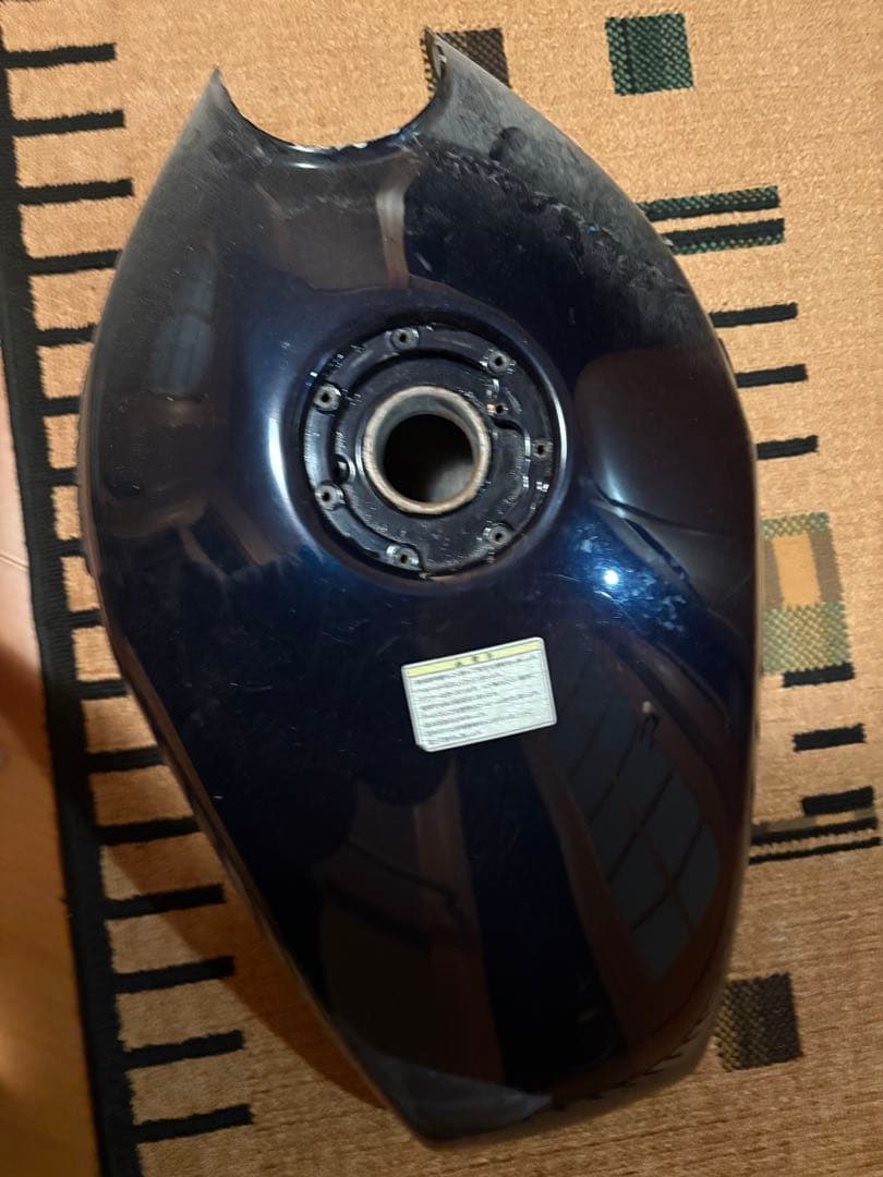 ゼファー タンク