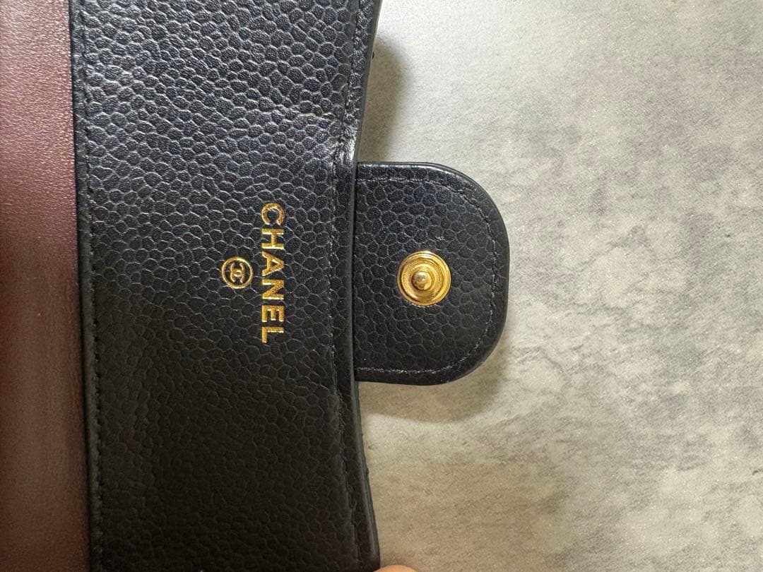 CHANEL 三つ折り財布　キャビアスキン　ゴールド