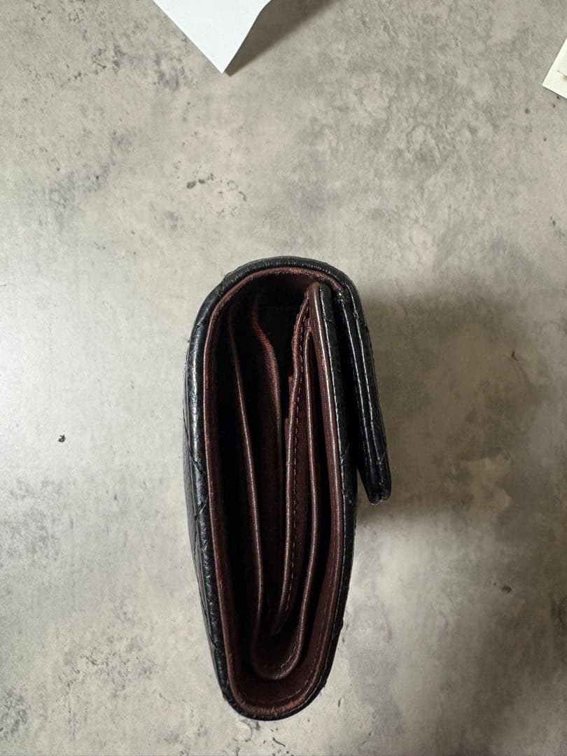 CHANEL 三つ折り財布　キャビアスキン　ゴールド