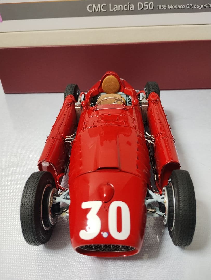 CMC Lancia D50 1/18スケールモデルカー