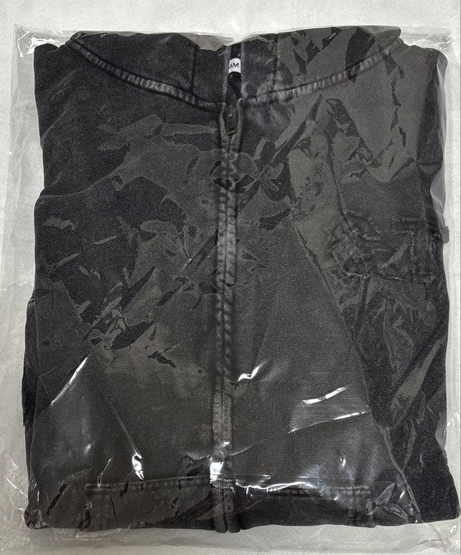 &TEAM ＺＩＰ-UP フーディー　Ｌサイズ　新品　トレカなし