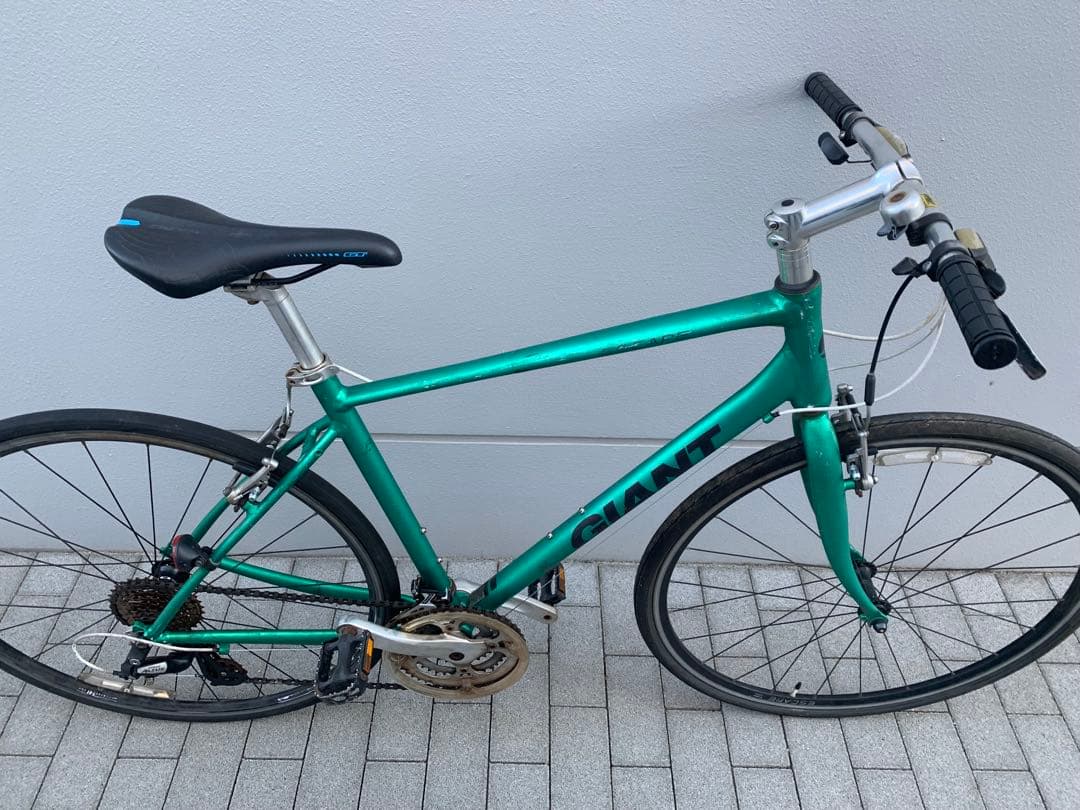 【東京近郊受渡希望】クロスバイクジャイアント ESCAPE サイズM 即乗り可能