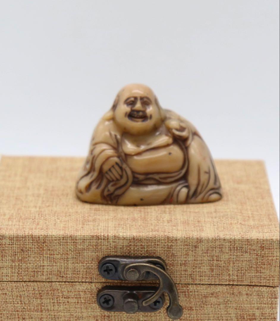 中国　清時代　寿山石彫布袋　印材　置物　重さ86g 箱入　送料込み250816