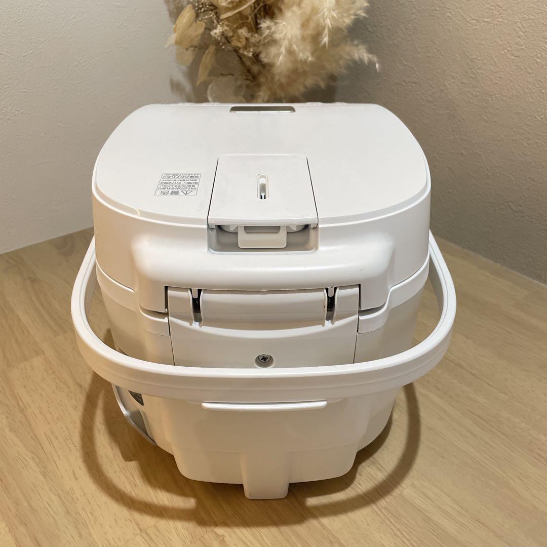 美品　TOSHIBA RC-10HR 2024年製 IH炊飯器 5.5合炊き