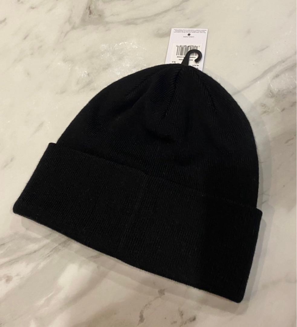 【新品・タグ付】UGG 3D GRAPHIC LOGO BEANIE ニット帽