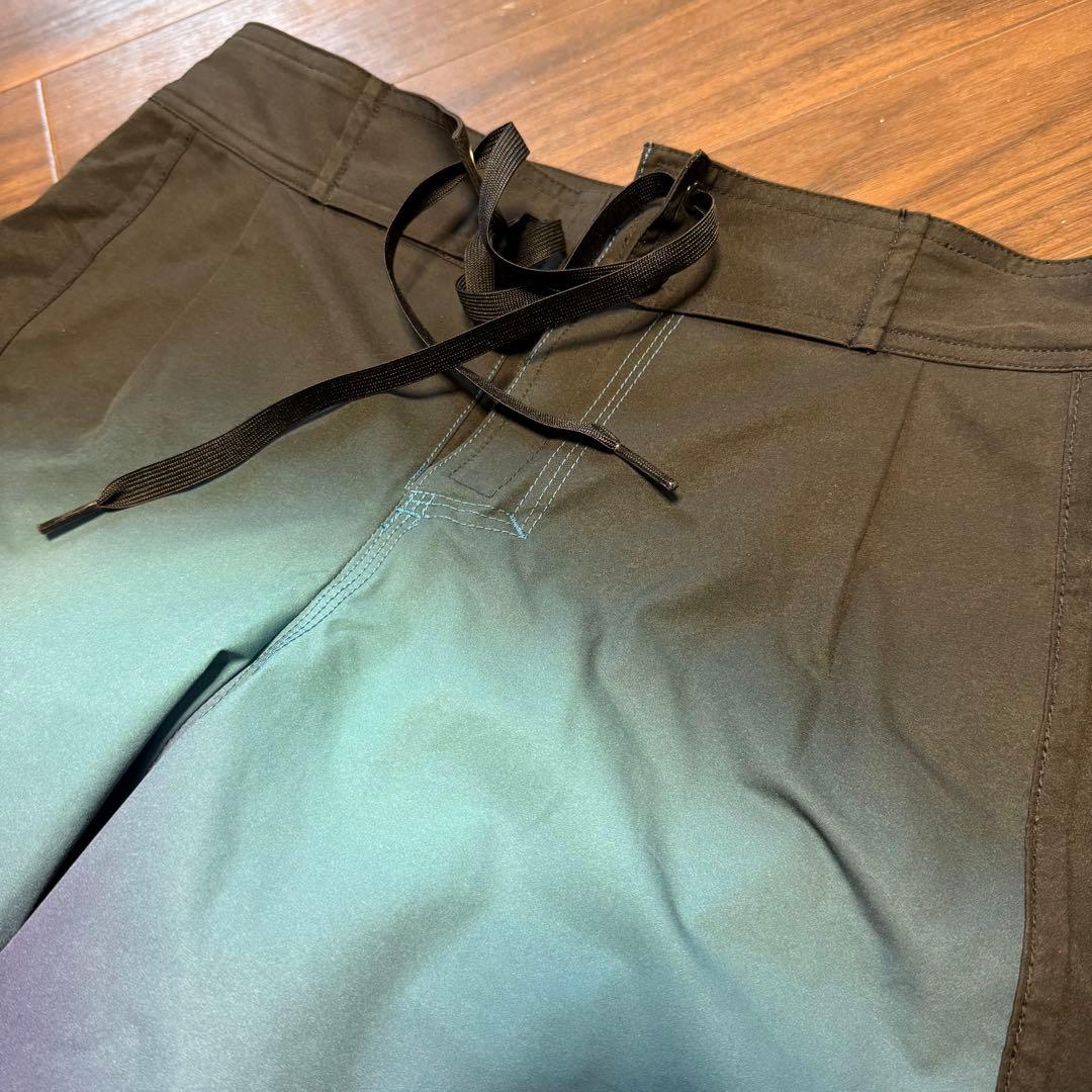 LYFT ボードショーツ　サーフパンツ　ウェスト修正済