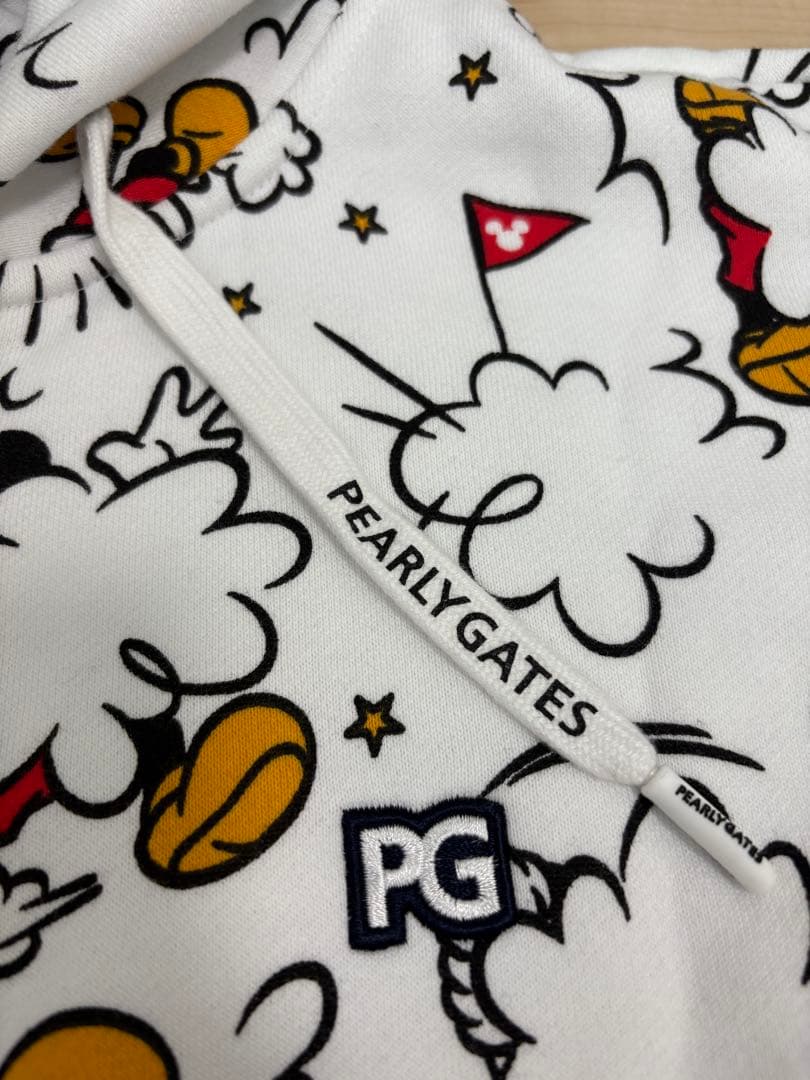 PEARY GATES ミッキー柄フーディ