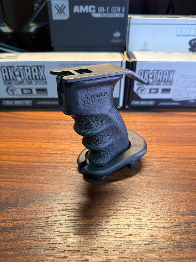 CustomArms AGS-74 Proピストルグリップ