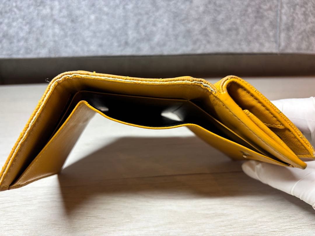 SAINT LAURENT イエロー三つ折り財布