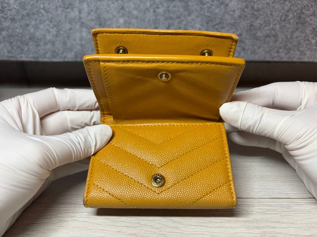 SAINT LAURENT イエロー三つ折り財布