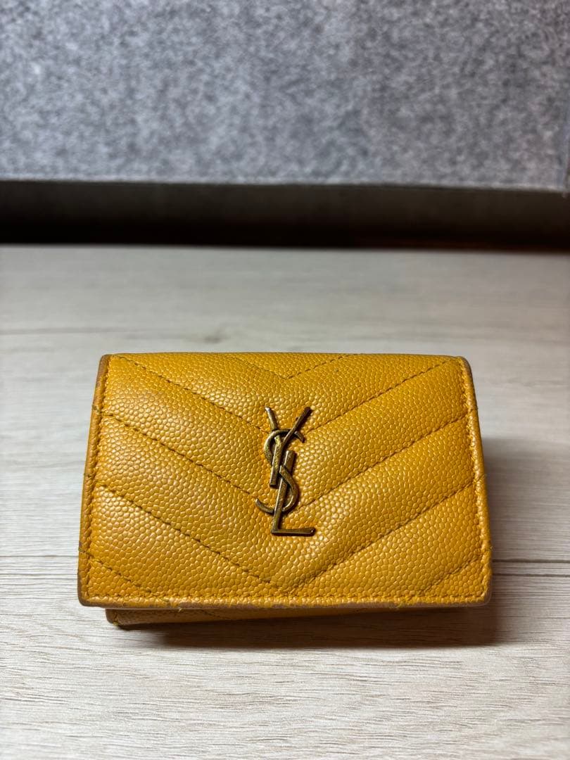 SAINT LAURENT イエロー三つ折り財布