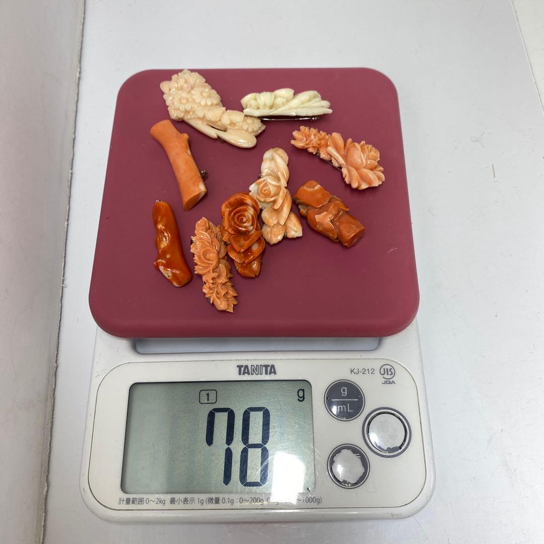 本赤珊瑚　ブローチ、彫刻、帯留　78g 東Y7-0217☆2Fトヒニ