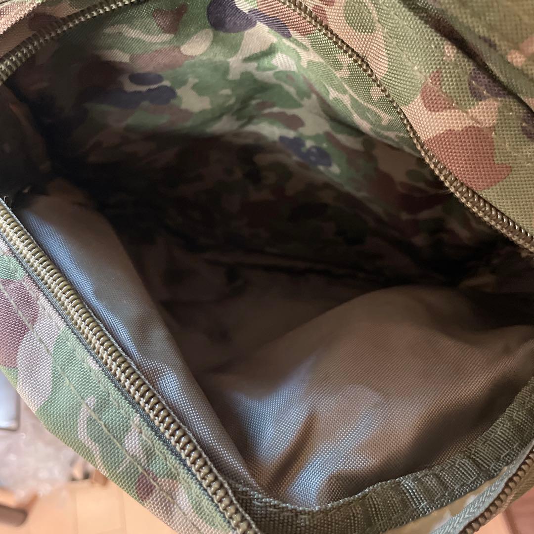 迷彩パンツ　ジャケット リュック　ボディバッグ　ポーチ　ベルト　多機能ポケット