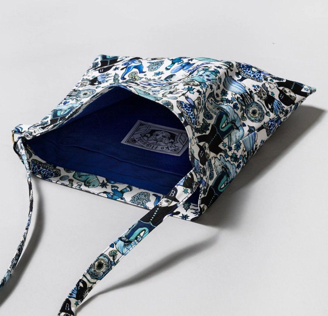 ヒグチユウコ サコッシュ ハンカチ （ブルー）2点セット ボリス雑貨店