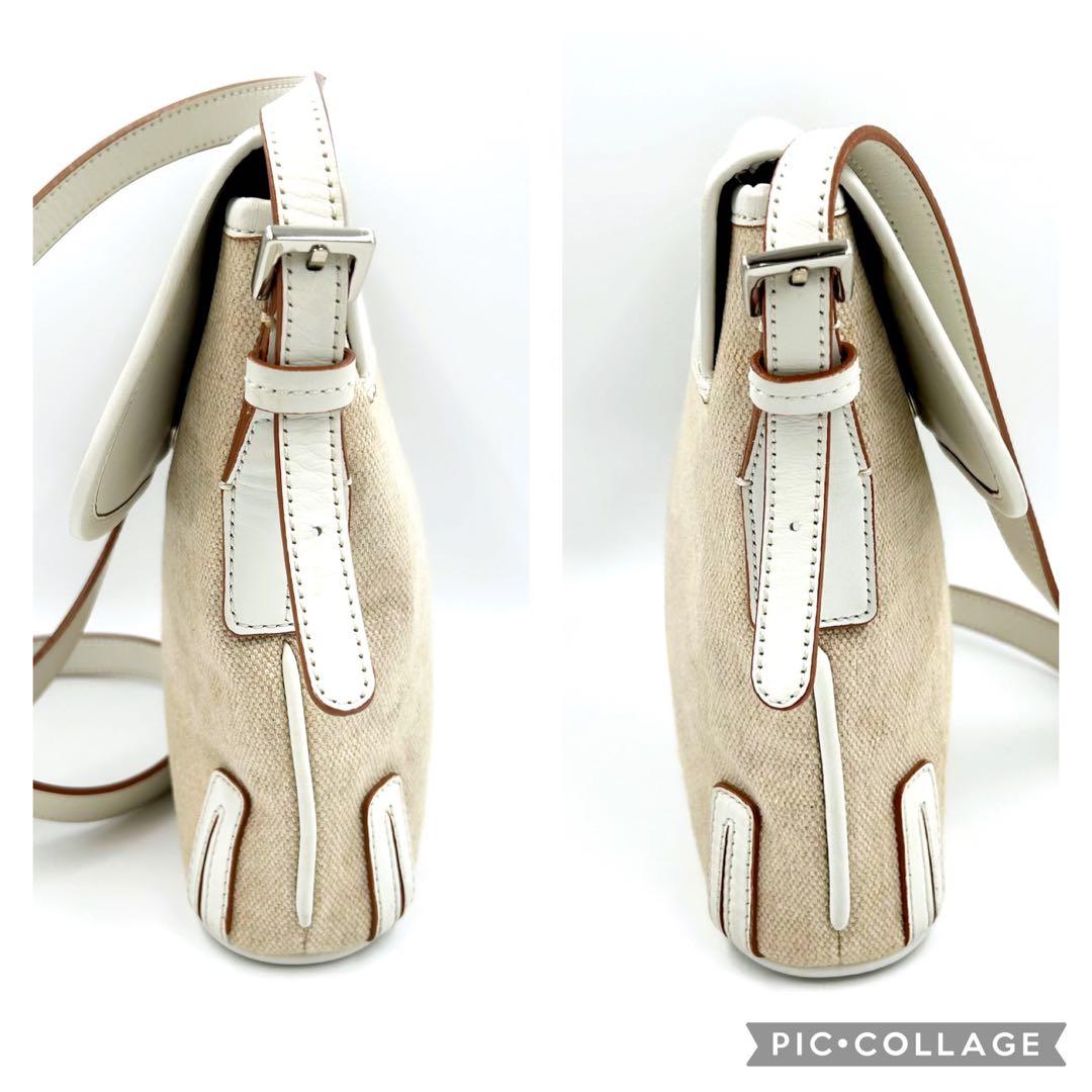 BURBERRYバーバリーホワイトショルダーバッグ