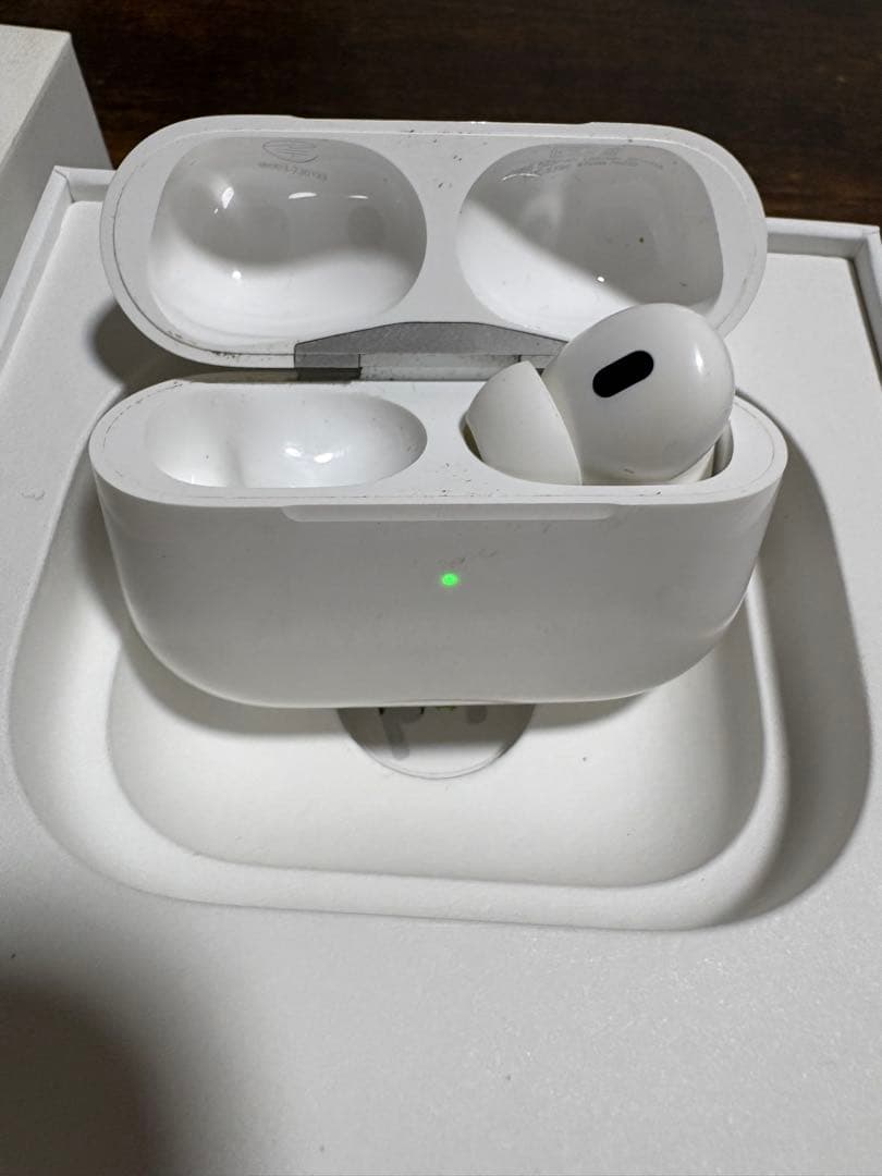 Apple AirPods Pro2 片耳のみ(ケース付き)
