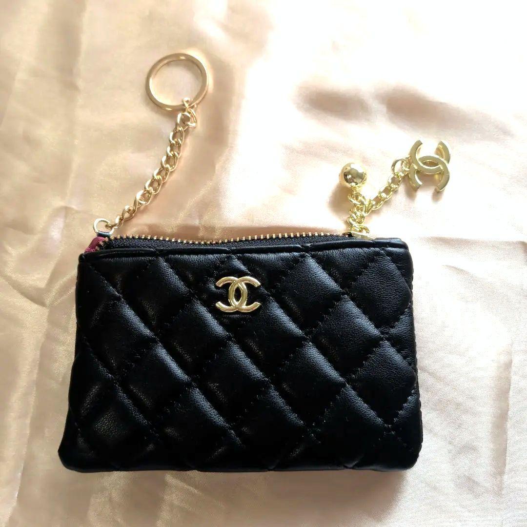 CHANEL ノベルティ　ブラック ケース