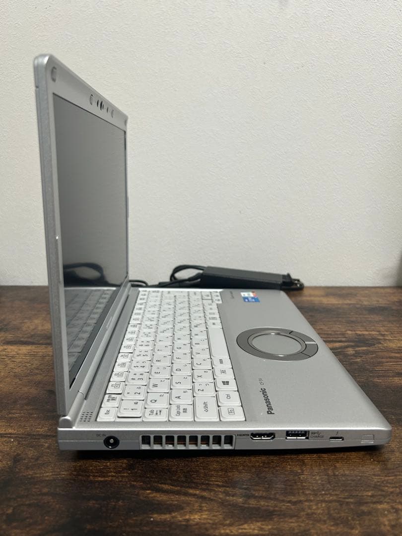 美品 Let's note SV1 第11世代 i5 16GB オフィス