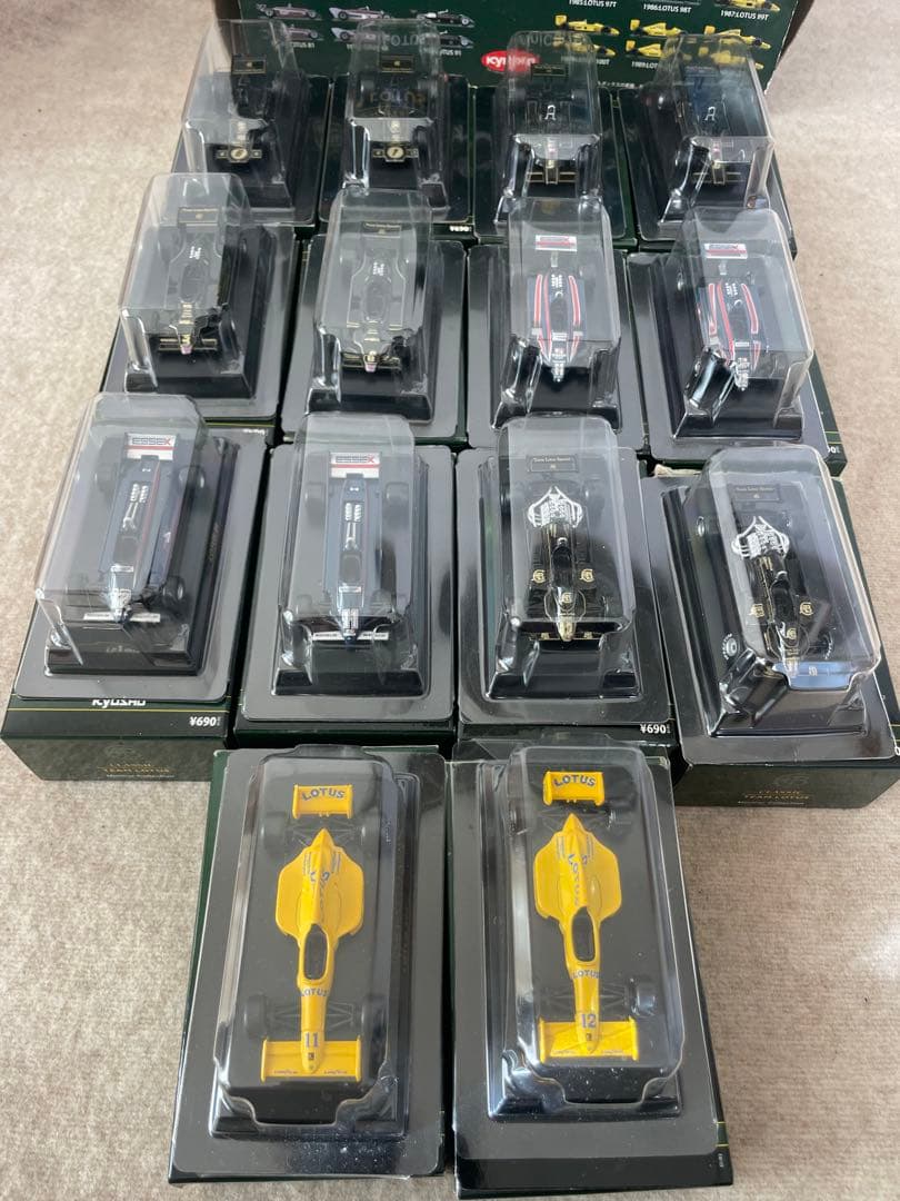 S*h様 1/64京商 F1ミニカーコレクション ロータスフォーミュラ合計14台