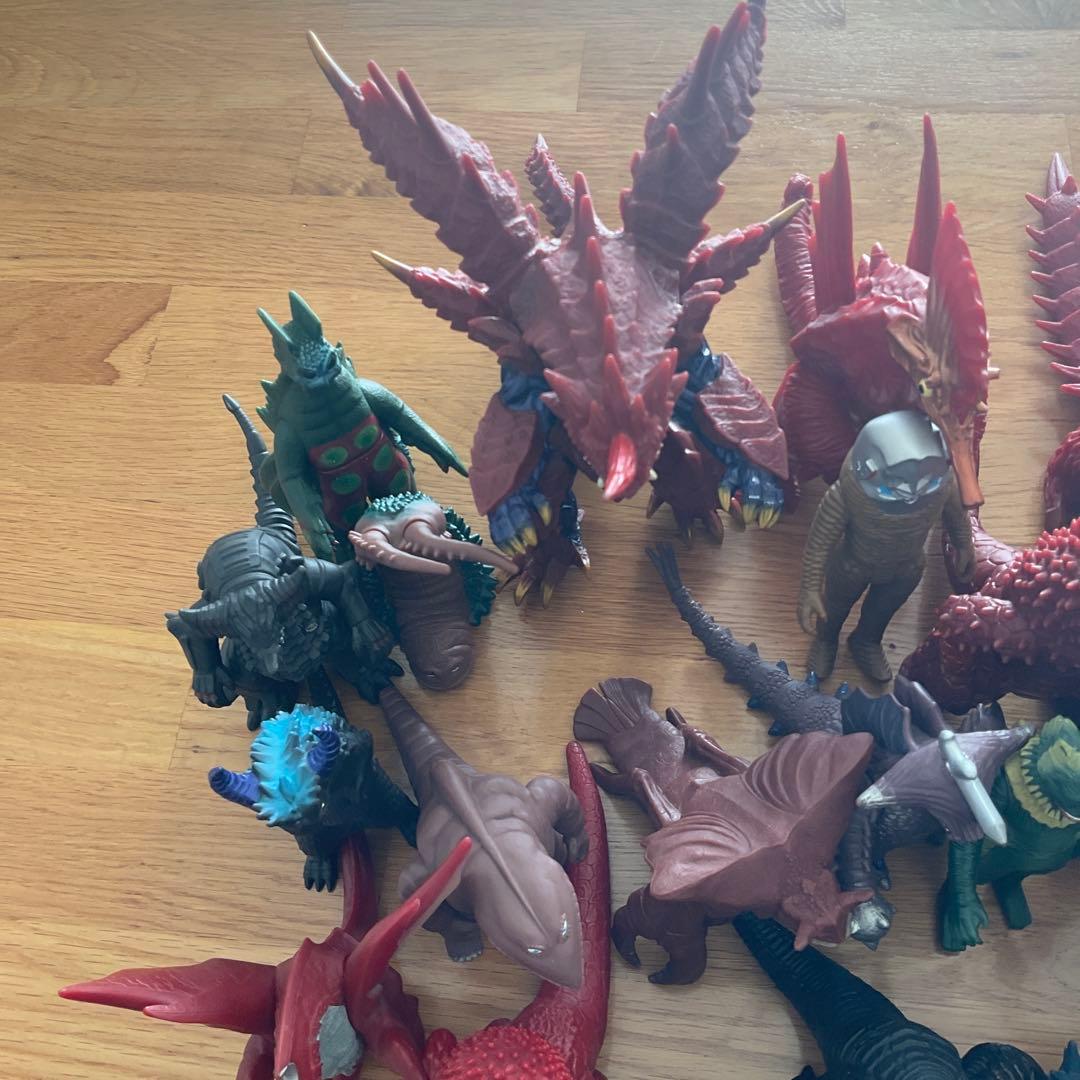 ウルトラマン　怪獣　ソフビ　まとめ売り59体