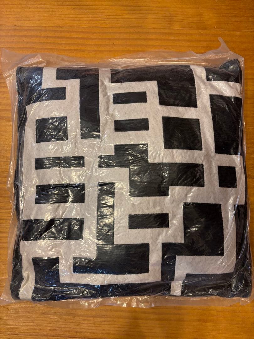 未開封　布袋寅泰　クッション