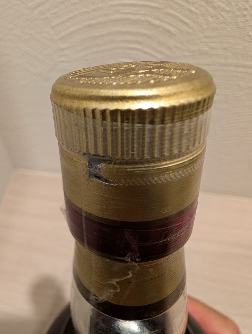 『希少』ボウモア 25年 / 　カモメラベル　750ml /43%